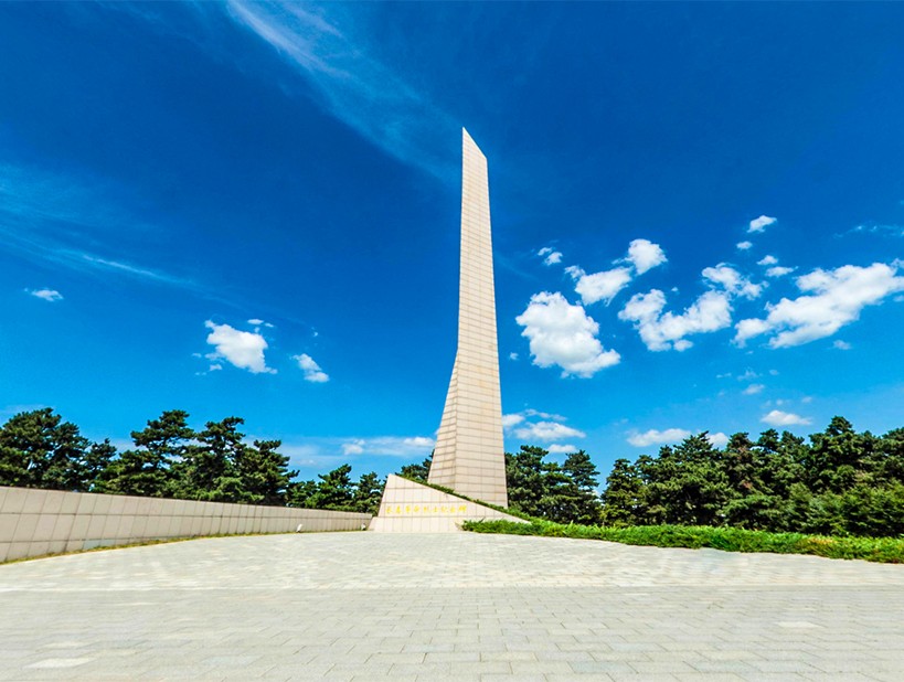 长春革命烈士纪念碑